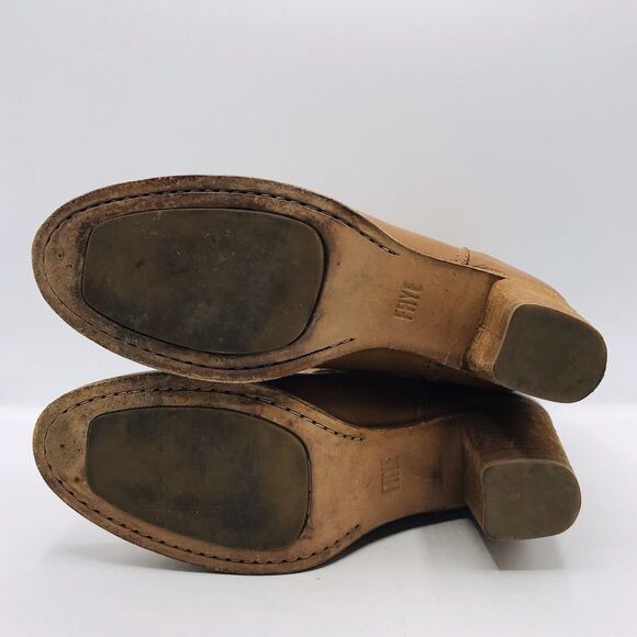 Frye Women’s Ankle Boot Tan Leather Slip On Classic Date Night Size 9.5 B - Picture 5 of 13